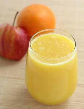 fresh apple juice